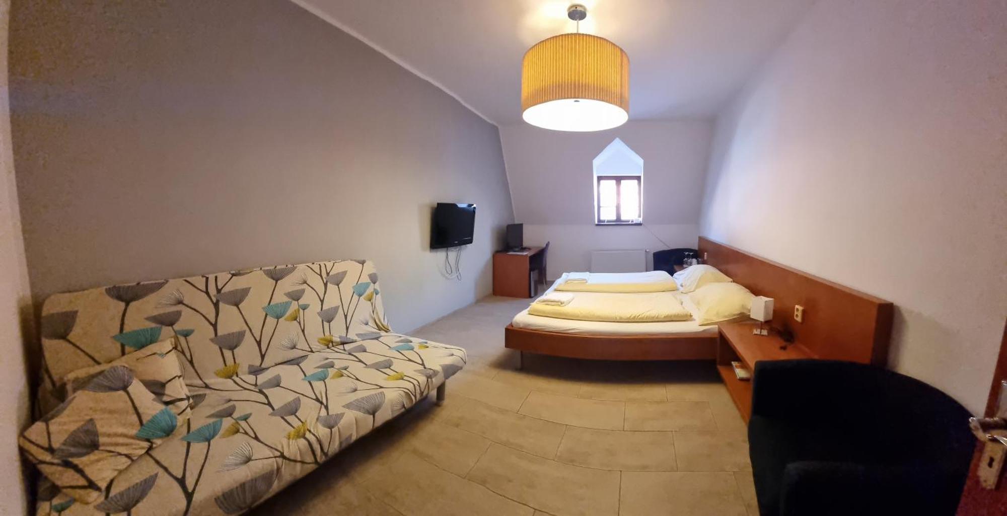 Nevinne Apartmany Kolín Esterno foto