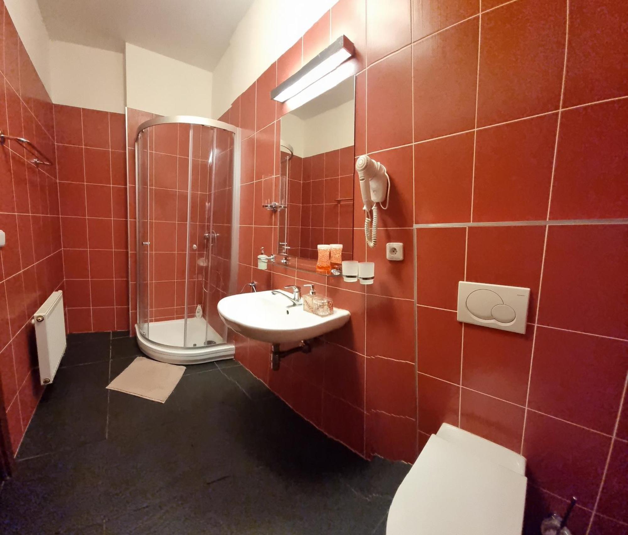 Nevinne Apartmany Kolín Esterno foto
